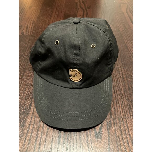 Fjallraven Helags Cap Everyday Outdoor, Dark Gray, Size S/M, Adjustable - Picture 1 of 3